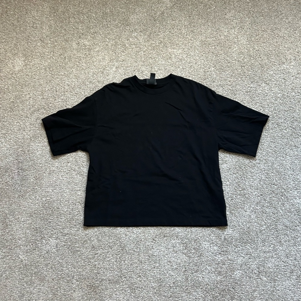 Black H&M Baggy Crop Fit T-Shirt